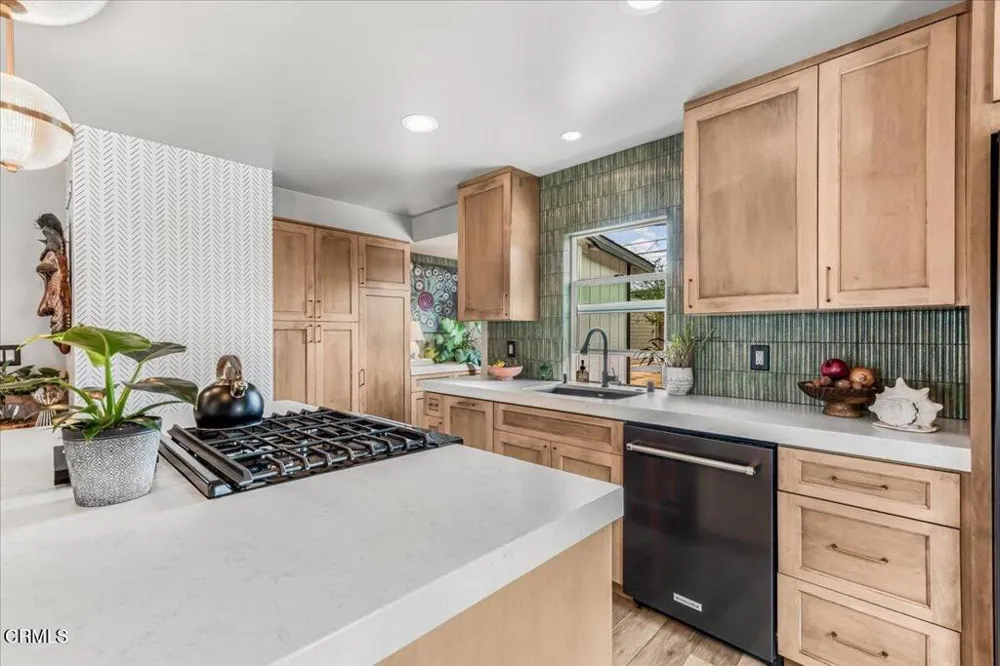 103 Comstock Drive Ventura, CA 93001