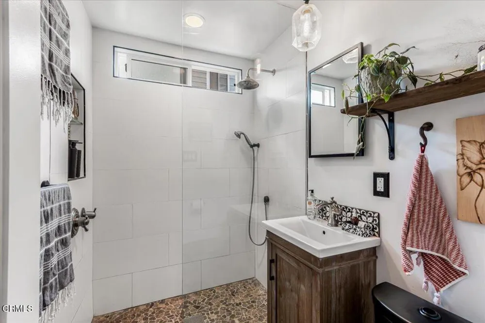103 Comstock Drive Ventura, CA 93001