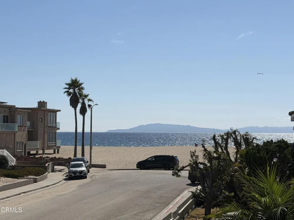 5121 Neptune Square Oxnard, CA 93035