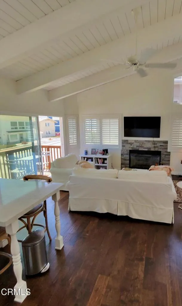 5121 Neptune Square Oxnard, CA 93035