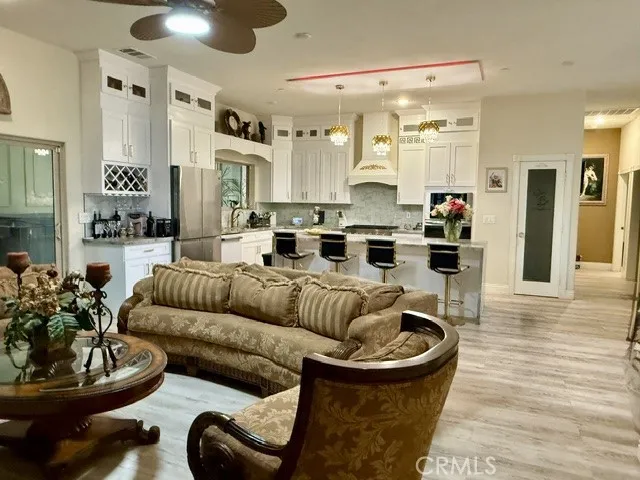 37510 Oak Mesa Yucaipa, CA 92399