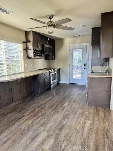37510 Oak Mesa Yucaipa, CA 92399