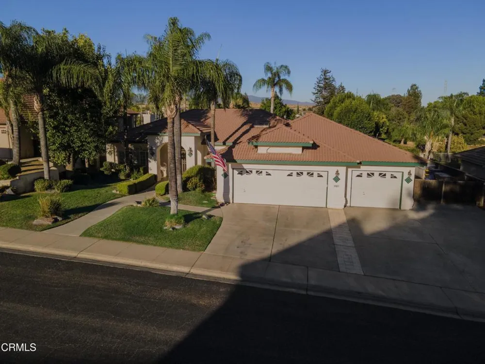 3707 Mont Blanc Terrace Bakersfield, CA 93306