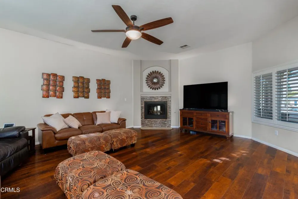 3707 Mont Blanc Terrace Bakersfield, CA 93306
