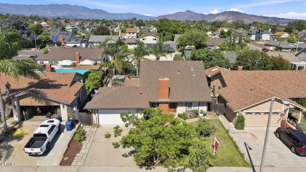 828 Burlington Avenue Ventura, CA 93004