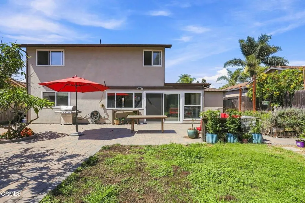 828 Burlington Avenue Ventura, CA 93004