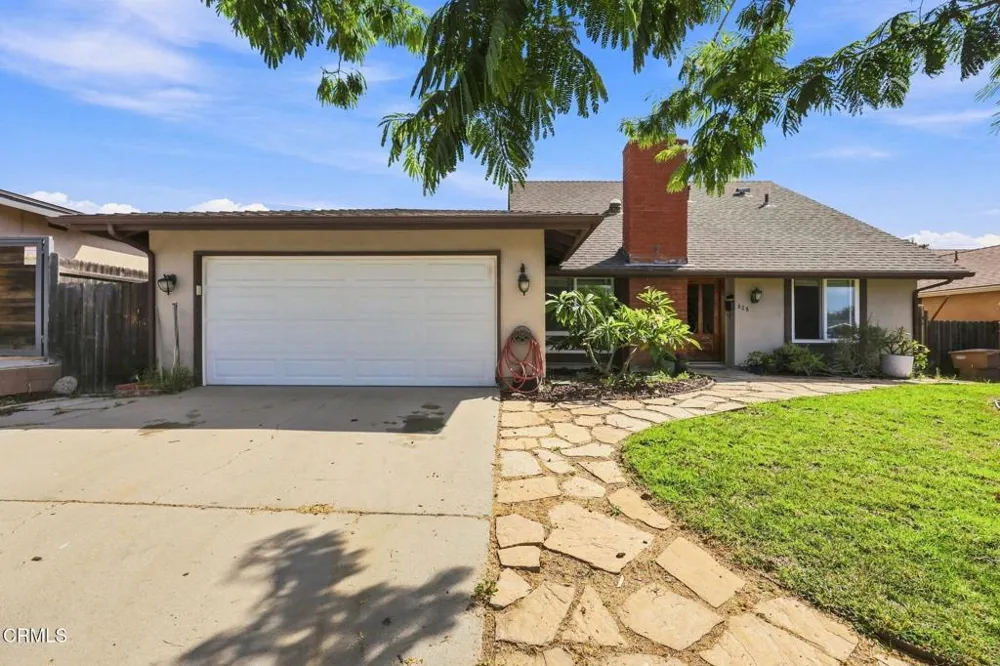 828 Burlington Avenue Ventura, CA 93004