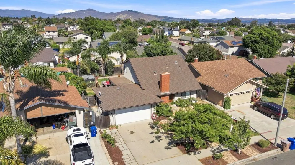 828 Burlington Avenue Ventura, CA 93004