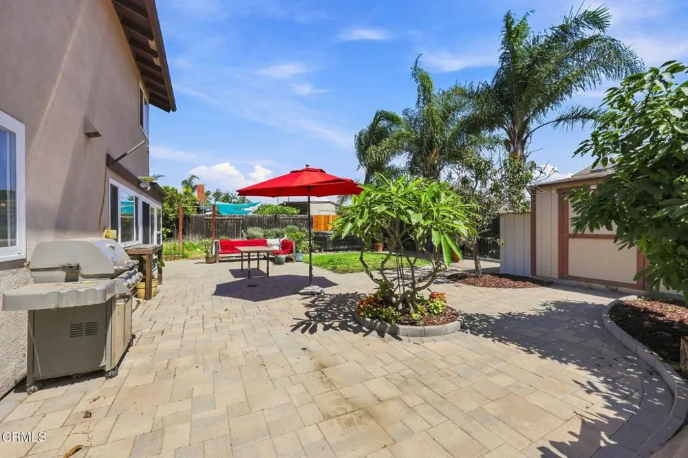 828 Burlington Avenue Ventura, CA 93004