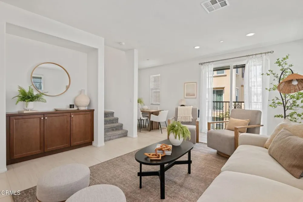 5075 Manzano Street Camarillo, CA 93012