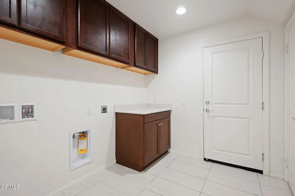 5075 Manzano Street Camarillo, CA 93012