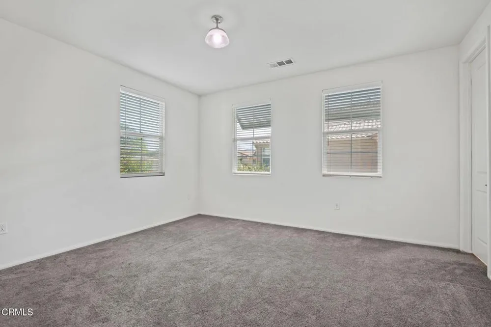 5075 Manzano Street Camarillo, CA 93012