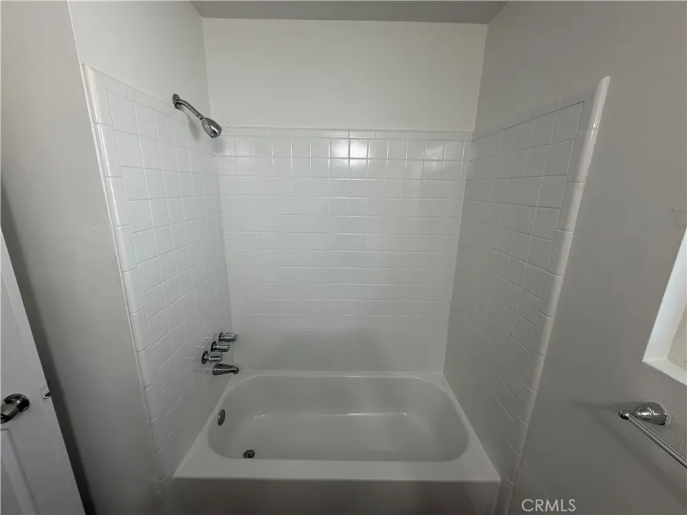 1658 252nd Street Harbor City, CA 90710