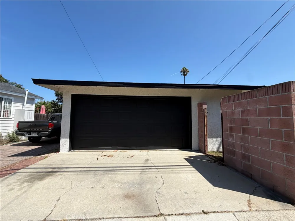 1658 252nd Street Harbor City, CA 90710