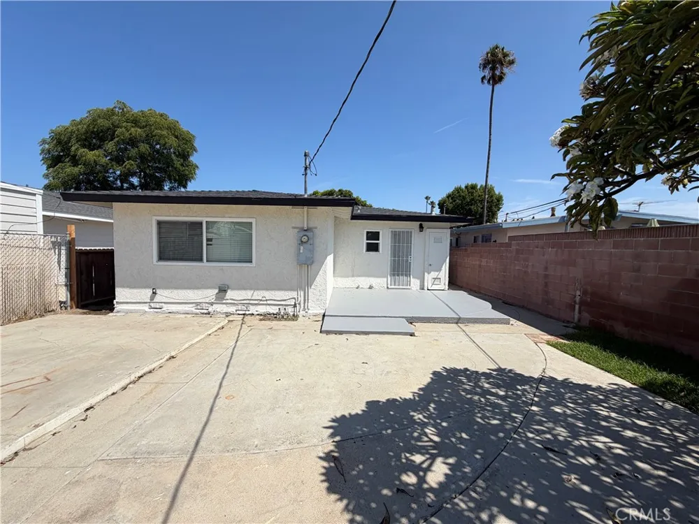 1658 252nd Street Harbor City, CA 90710