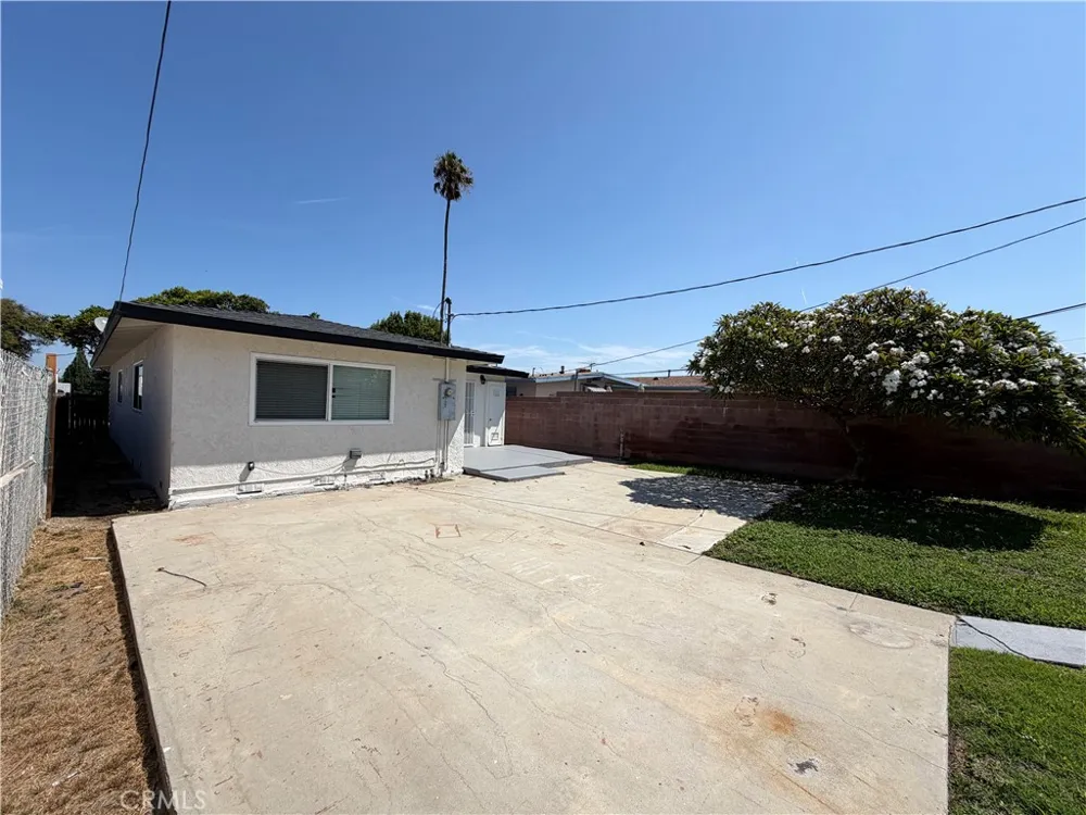 1658 252nd Street Harbor City, CA 90710