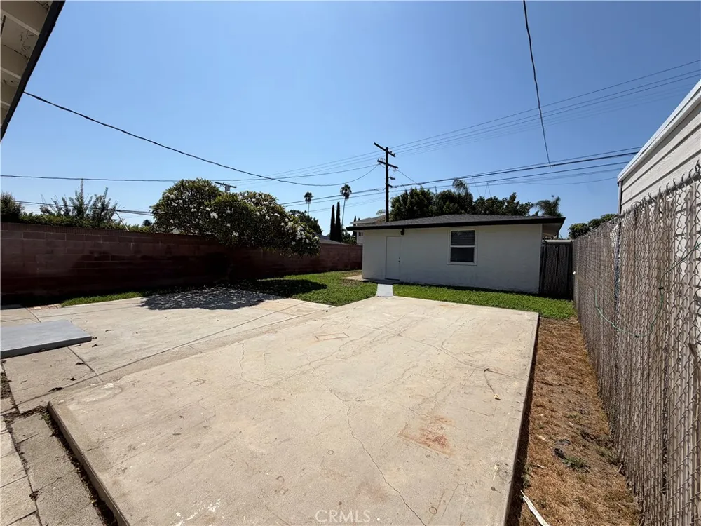 1658 252nd Street Harbor City, CA 90710