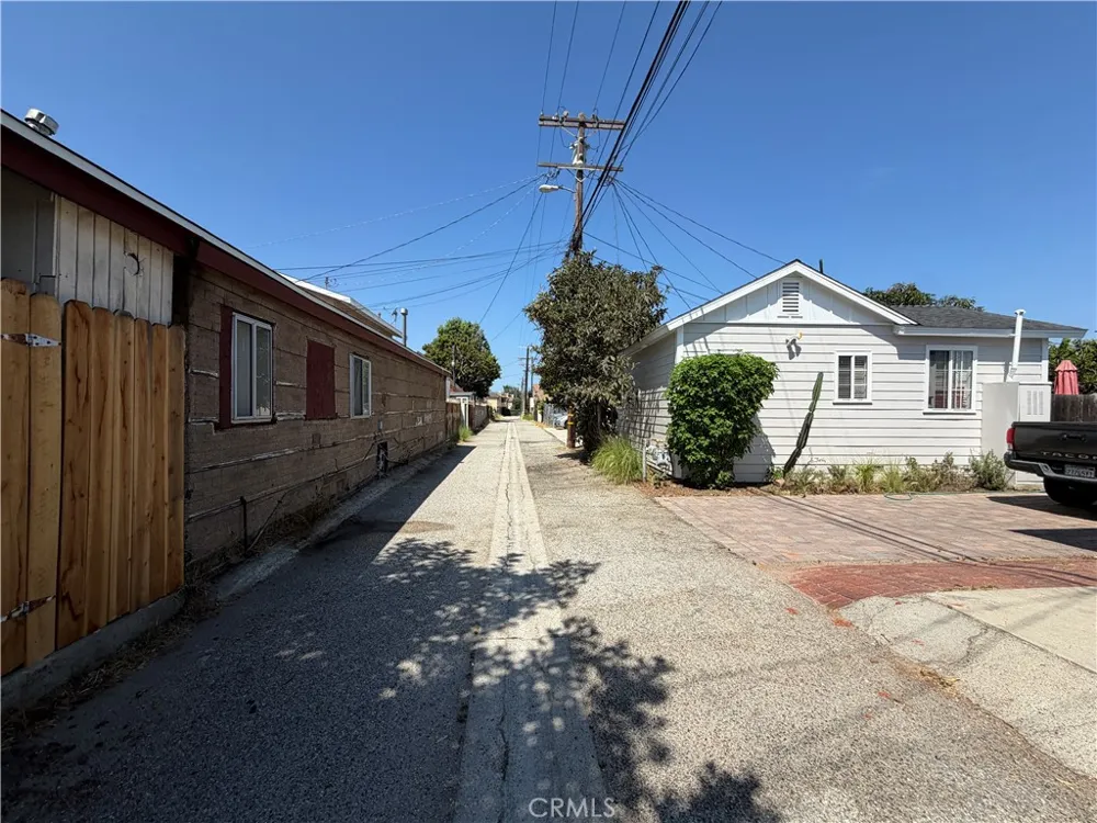 1658 252nd Street Harbor City, CA 90710