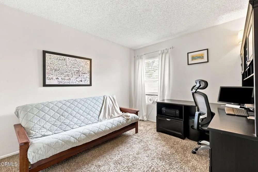 421 E Shoshone Street Ventura, CA 93001