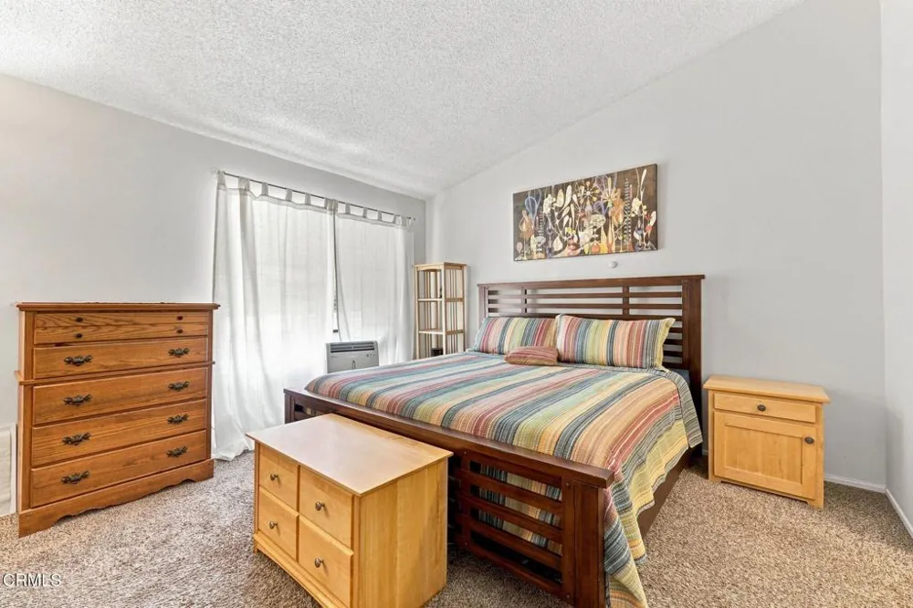 421 E Shoshone Street Ventura, CA 93001