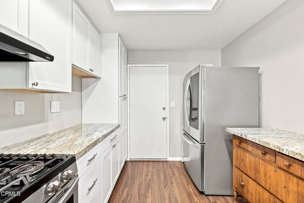 421 E Shoshone Street Ventura, CA 93001