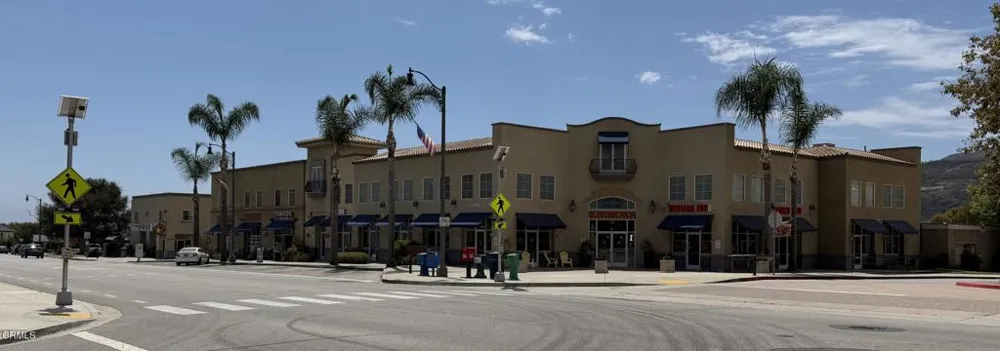 421 E Shoshone Street Ventura, CA 93001