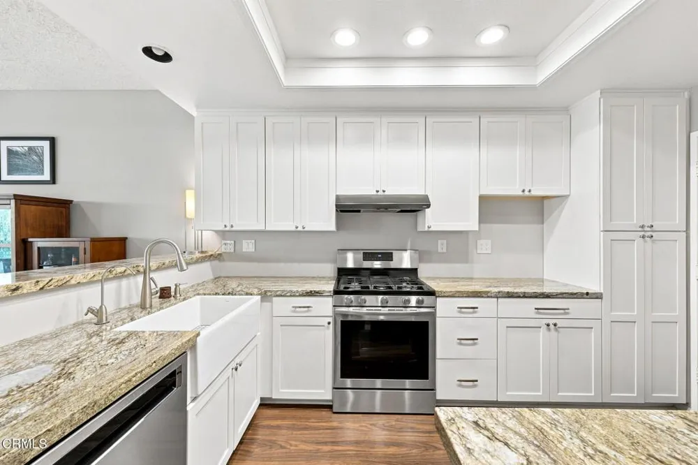 421 E Shoshone Street Ventura, CA 93001
