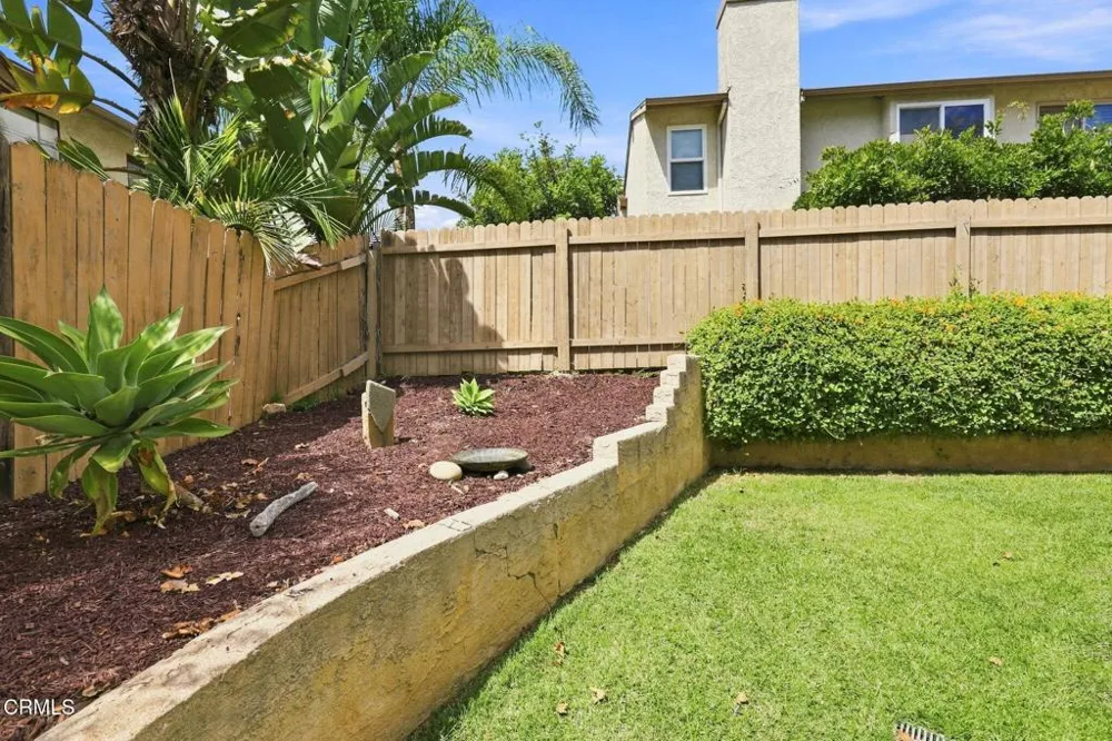 421 E Shoshone Street Ventura, CA 93001