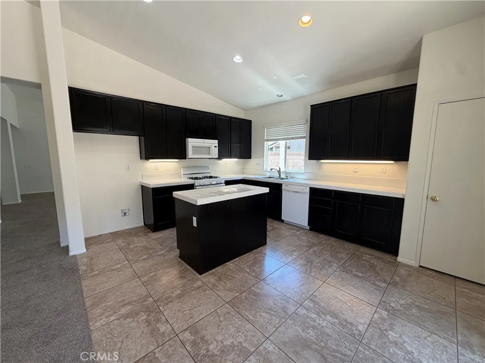 42213 Marbella Street Quartz Hill, CA 93536