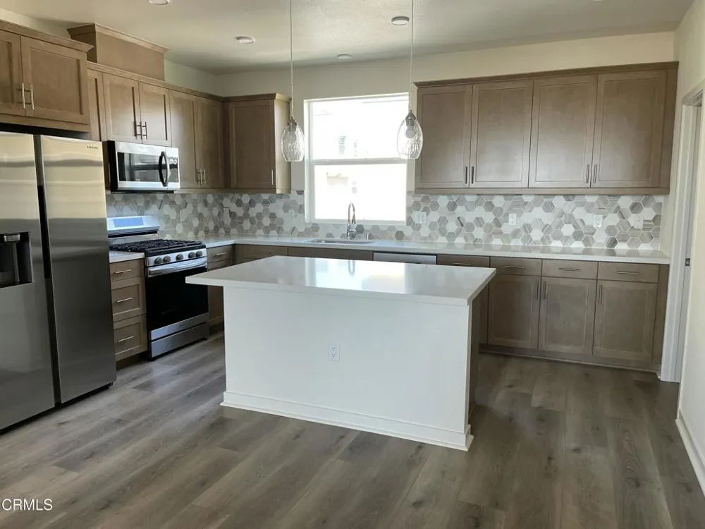 633 Winchester Drive Oxnard, CA 93036