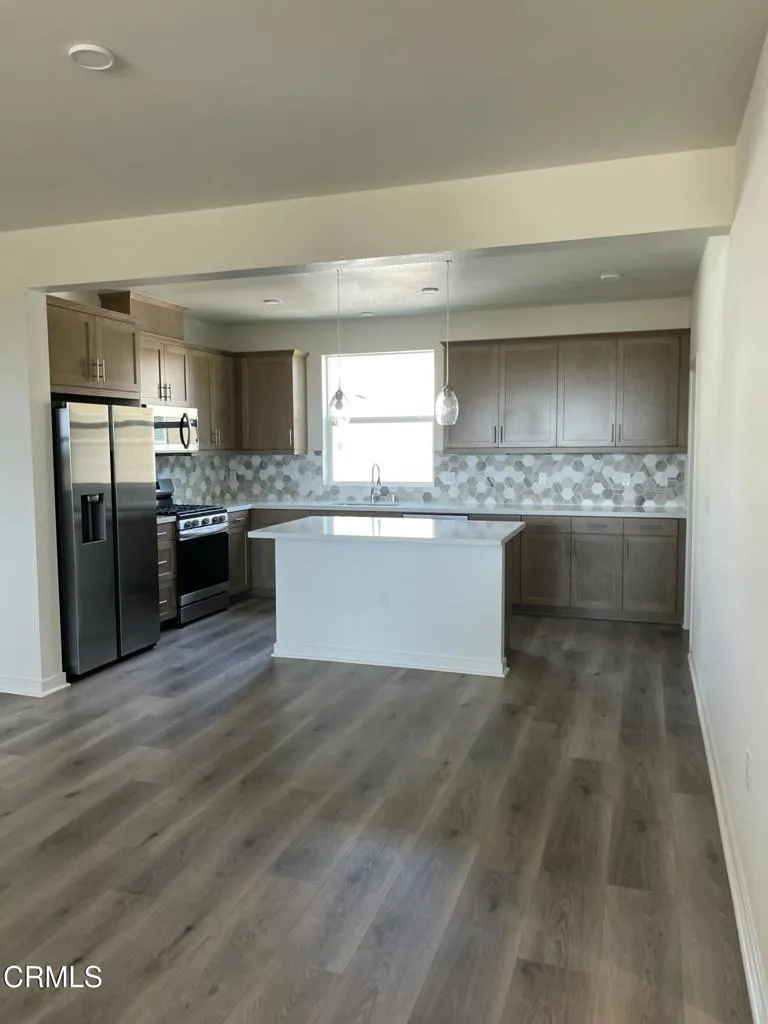 633 Winchester Drive Oxnard, CA 93036
