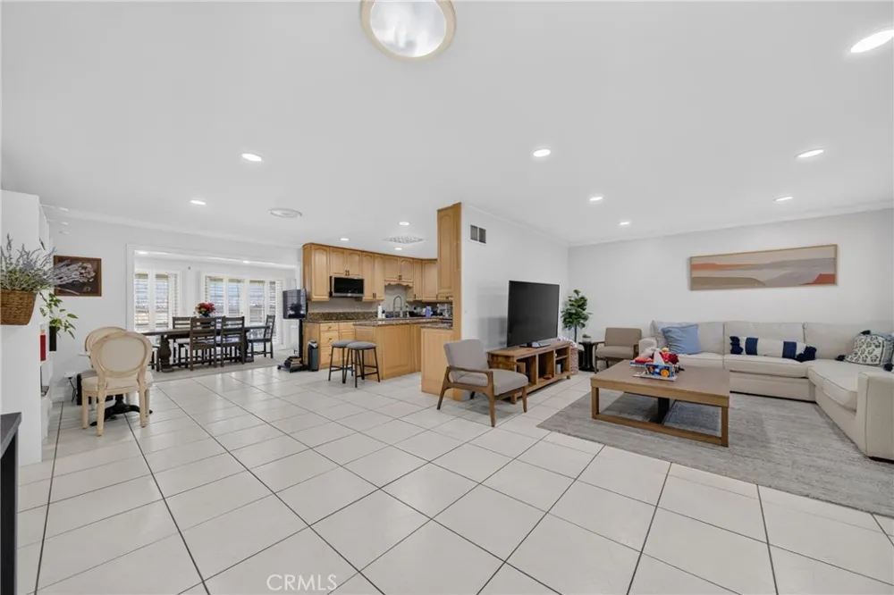 579 Aurora Claremont, CA 91711