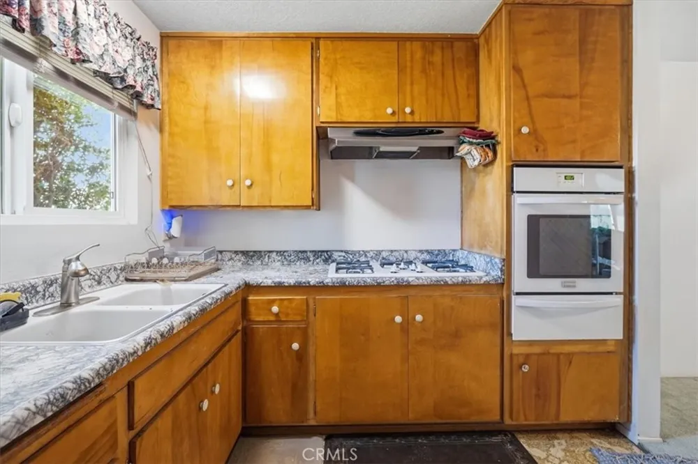 8511 Avalon Court Rancho Cucamonga, CA 91701
