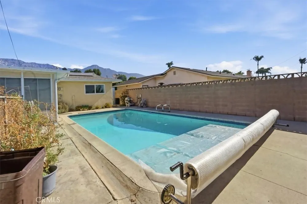 8511 Avalon Court Rancho Cucamonga, CA 91701