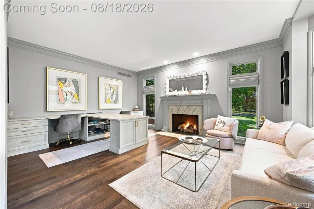 853 Lone Pine Road Bloomfield Hills City, MI 48302