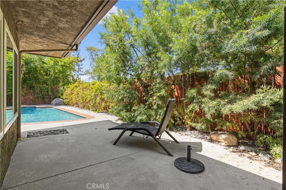 2275 La Paz Claremont, CA 91711