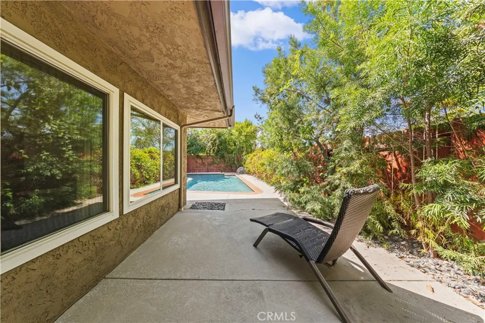2275 La Paz Claremont, CA 91711