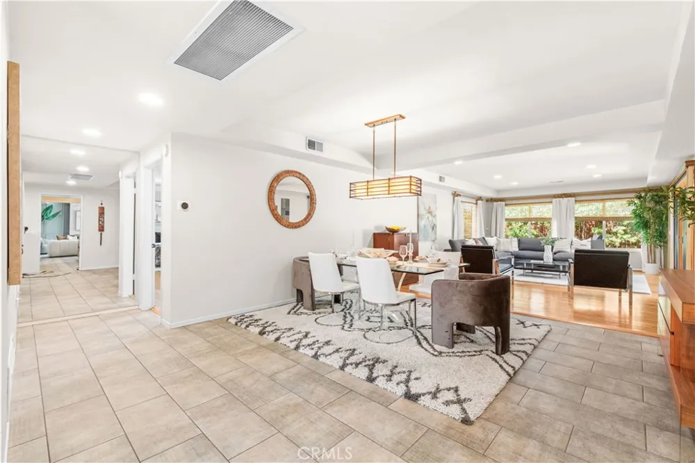 2275 La Paz Claremont, CA 91711