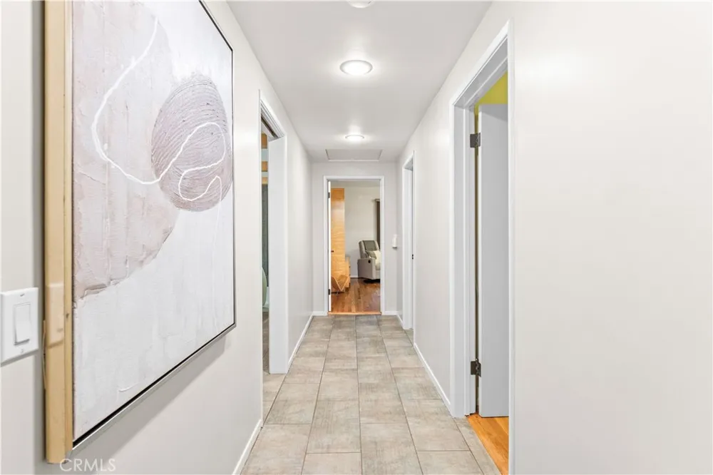 2275 La Paz Claremont, CA 91711