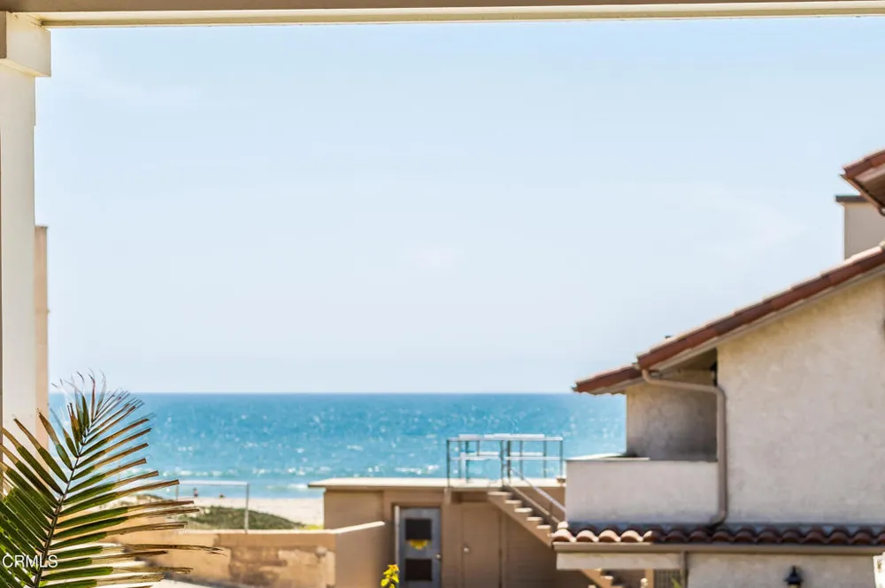1111 Dover Lane Ventura, CA 93001