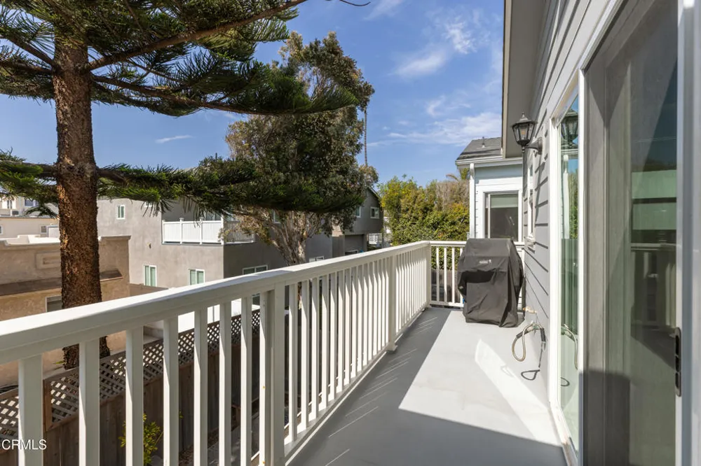 1111 Dover Lane Ventura, CA 93001