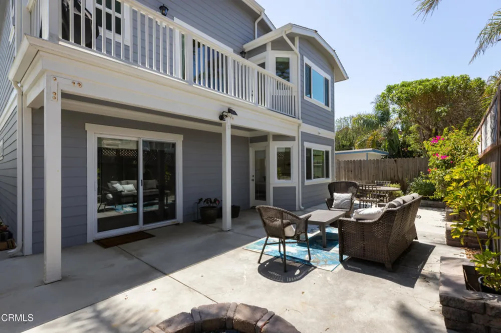 1111 Dover Lane Ventura, CA 93001