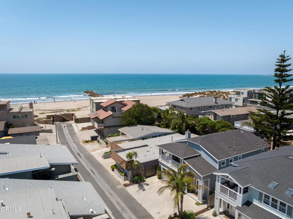 1111 Dover Lane Ventura, CA 93001