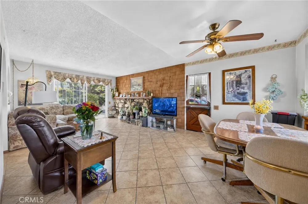 130 Wagonwheel Road Glendora, CA 91741