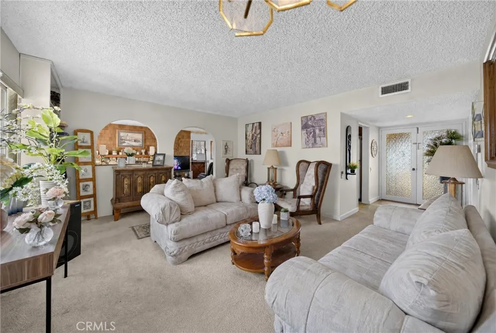 130 Wagonwheel Road Glendora, CA 91741
