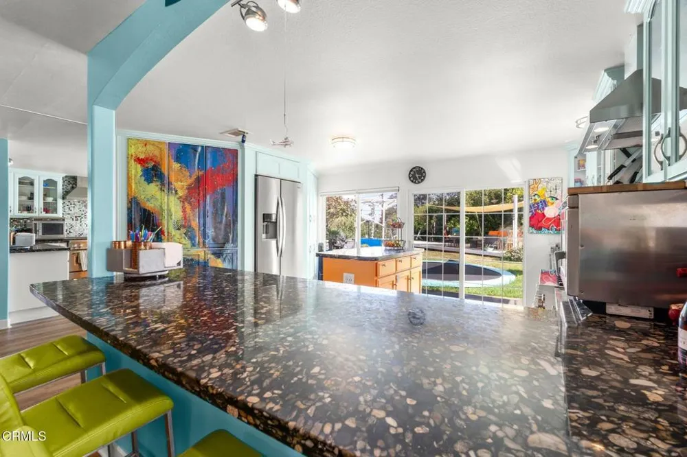 6994 Swan Street Ventura, CA 93003