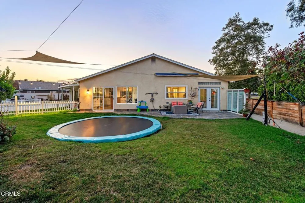 6994 Swan Street Ventura, CA 93003