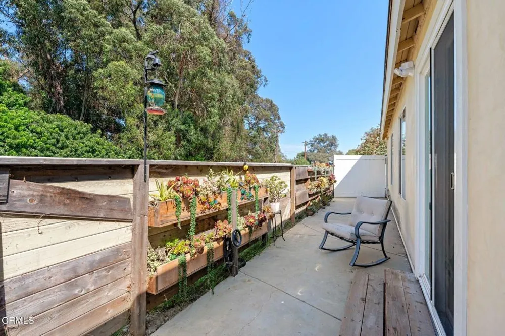 6994 Swan Street Ventura, CA 93003
