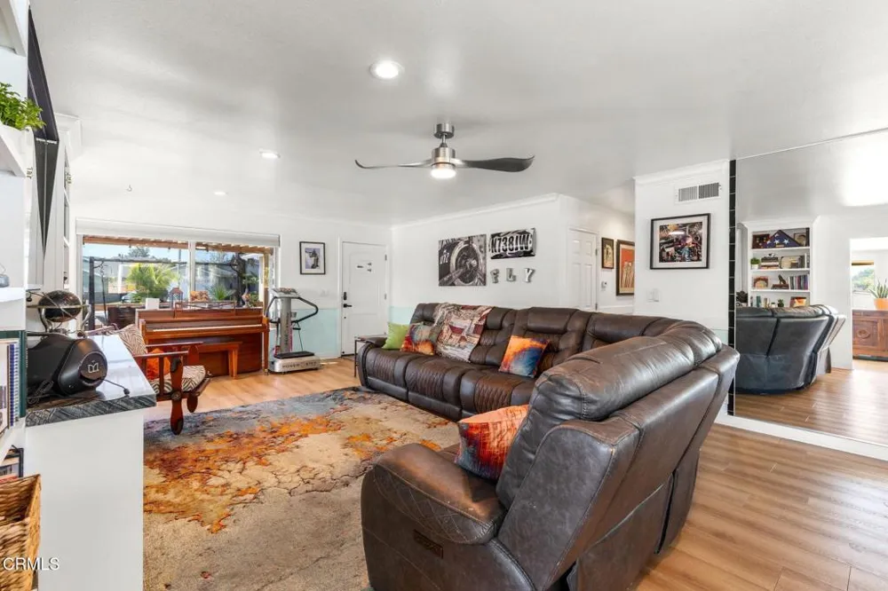 6994 Swan Street Ventura, CA 93003