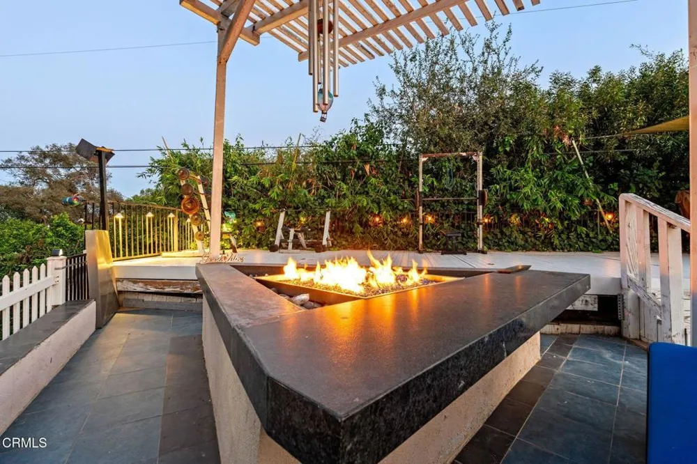 6994 Swan Street Ventura, CA 93003